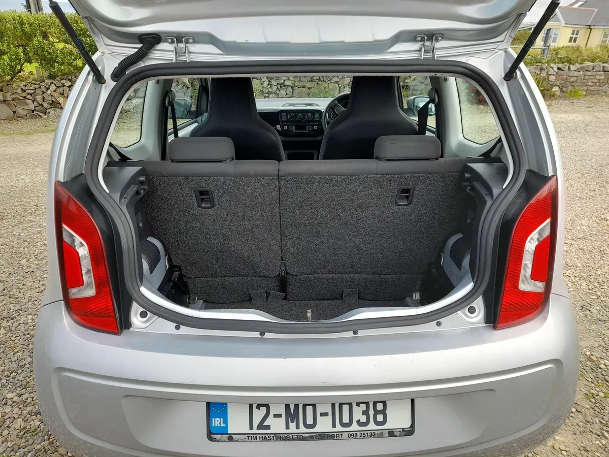 Volkswagen up! 2012 - Image 4