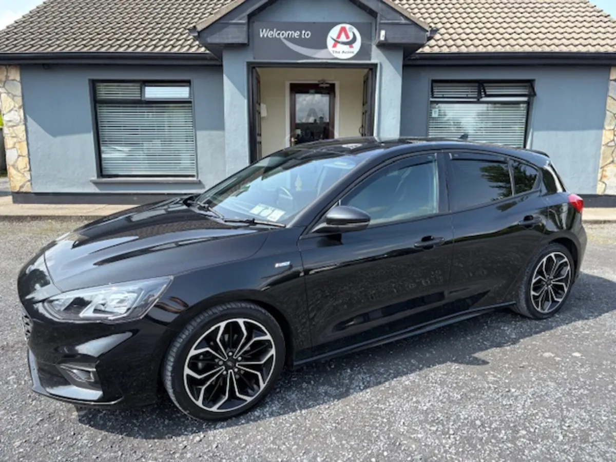 Ford Focus 2021 - Image 1