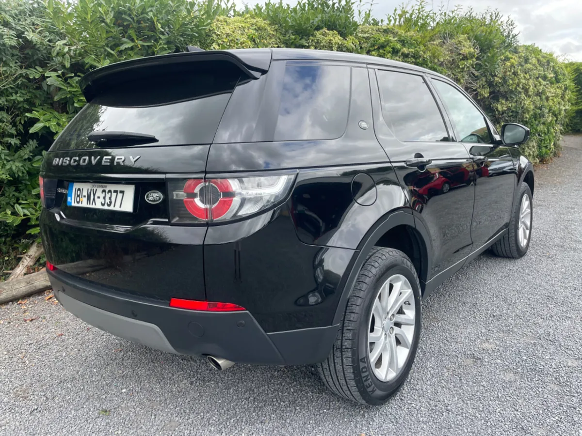 Land Rover Discovery Sport 2018 - Image 3