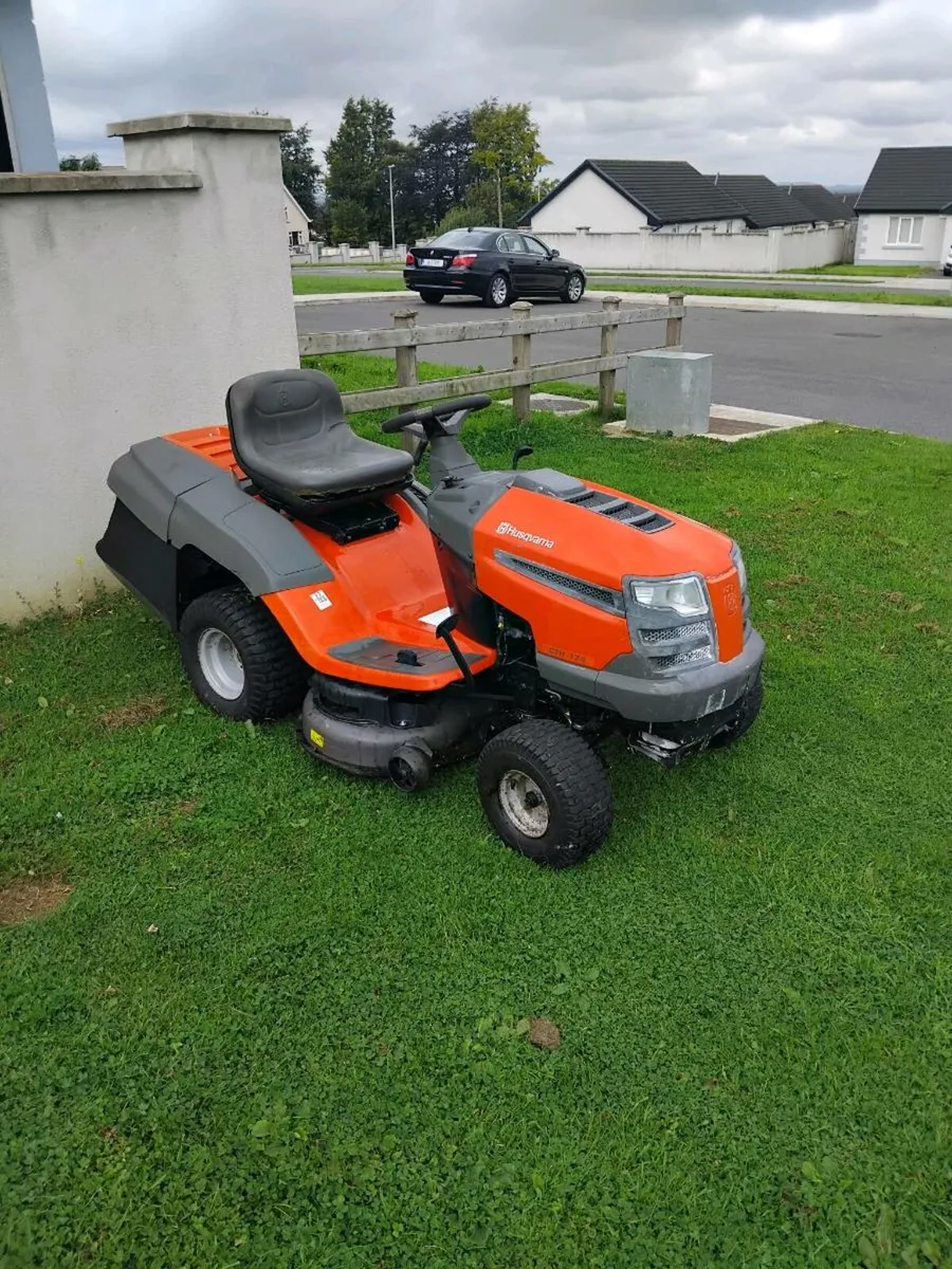 Ride on lawnmower 17hp - Image 2
