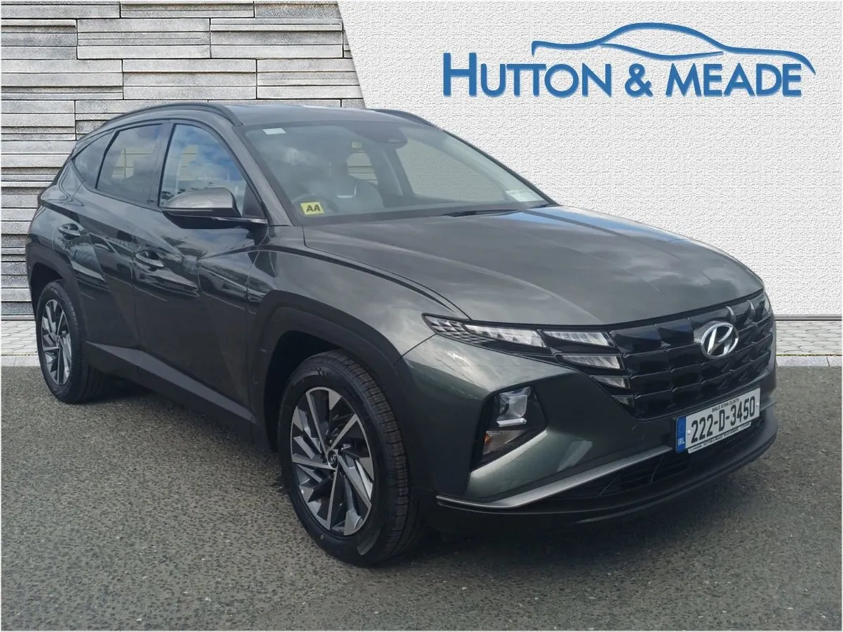 Hyundai Tucson Executive 1.6 Diesel 5dr - Image 1
