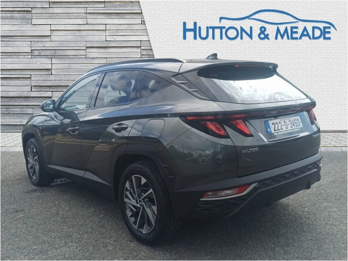 Hyundai Tucson Executive 1.6 Diesel 5dr - Image 3