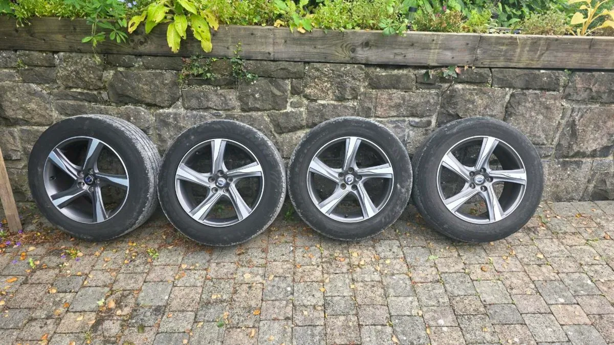 18" Genuine Volvo Wheels - Image 1