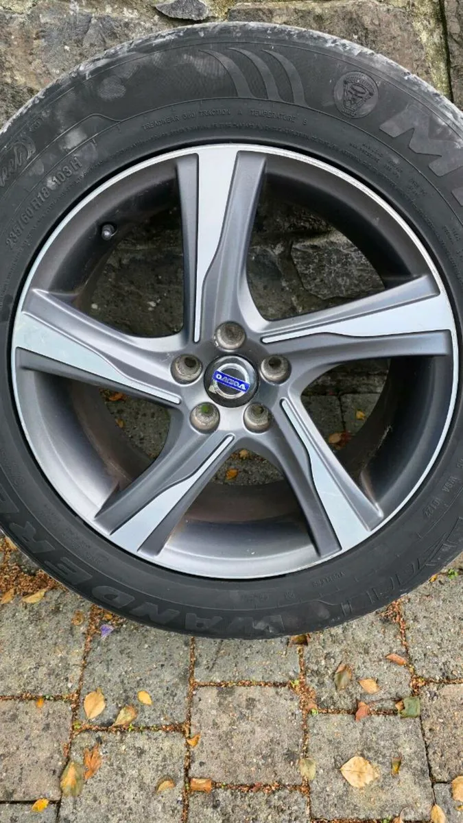 18" Genuine Volvo Wheels - Image 3