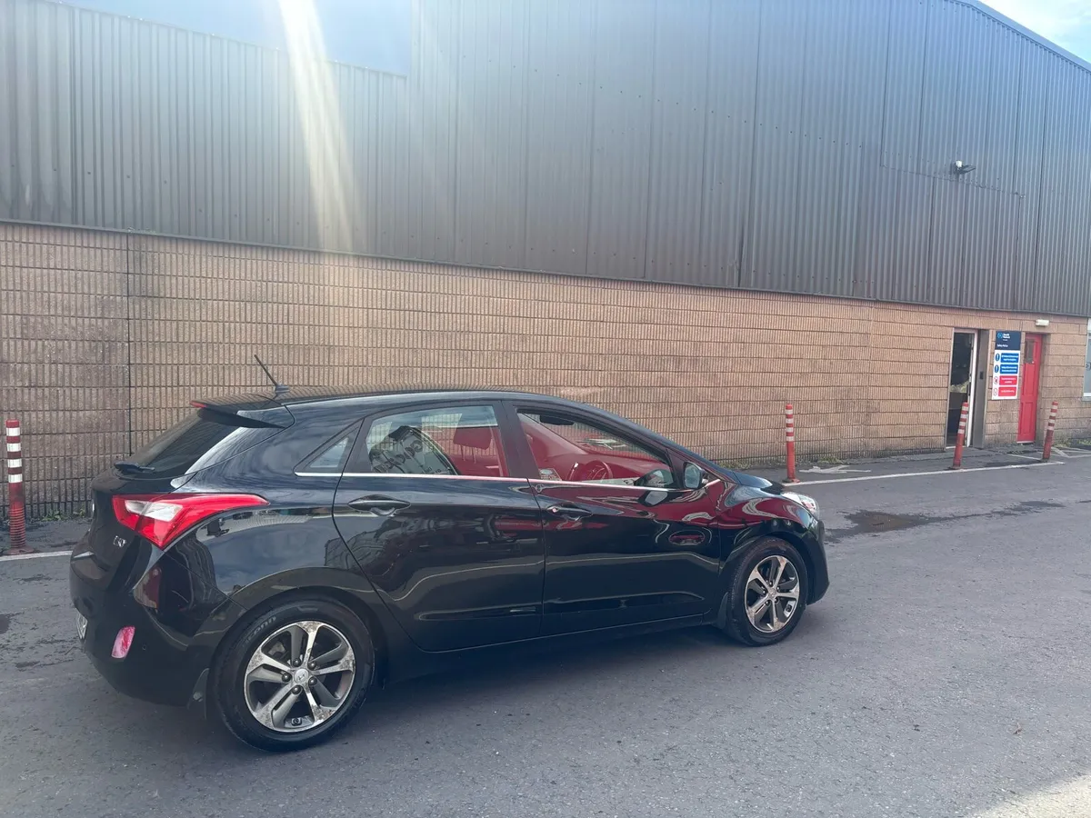 151 Hyundai i30 New Nct 8/26 - Image 2