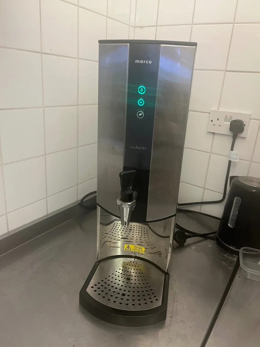 Marco hot water boiler for cafe/restaurant - Image 1