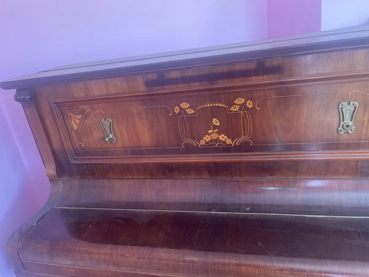 Piano - Image 2