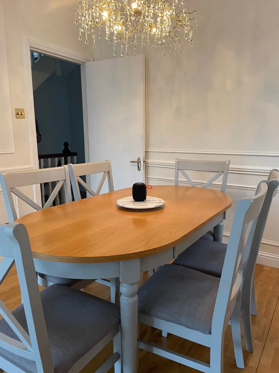 Dinning table & 6 chairs, coffee table - Image 4