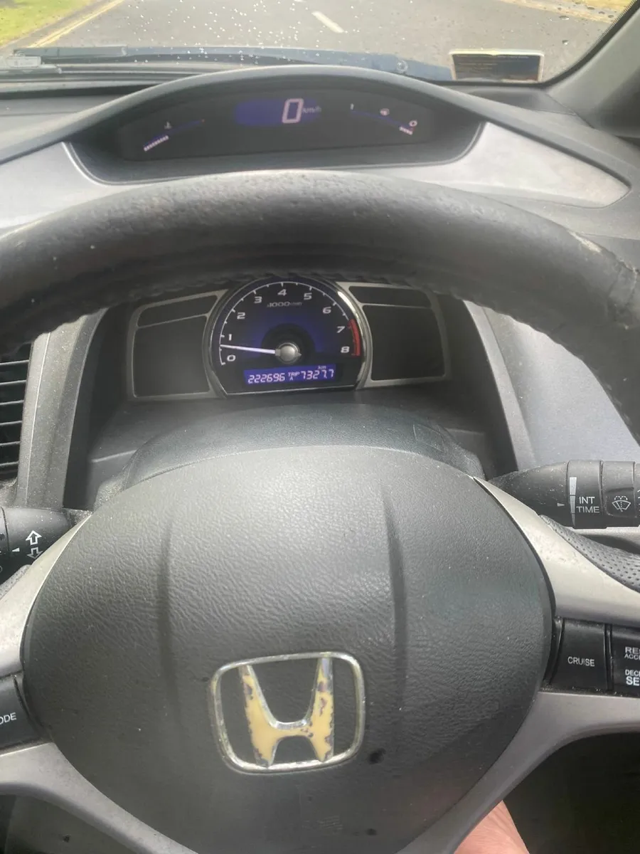 Honda Civic 2007 - Image 2