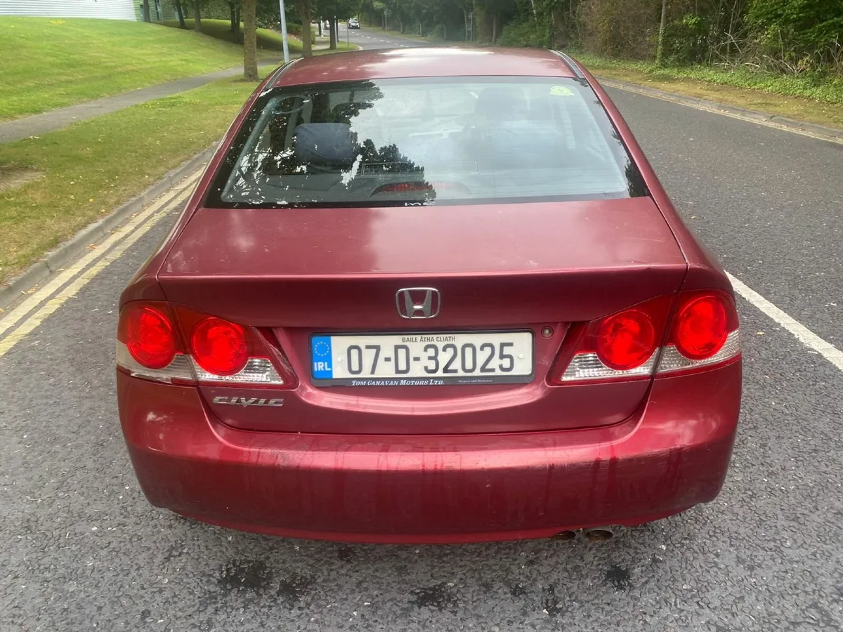Honda Civic 2007 - Image 4