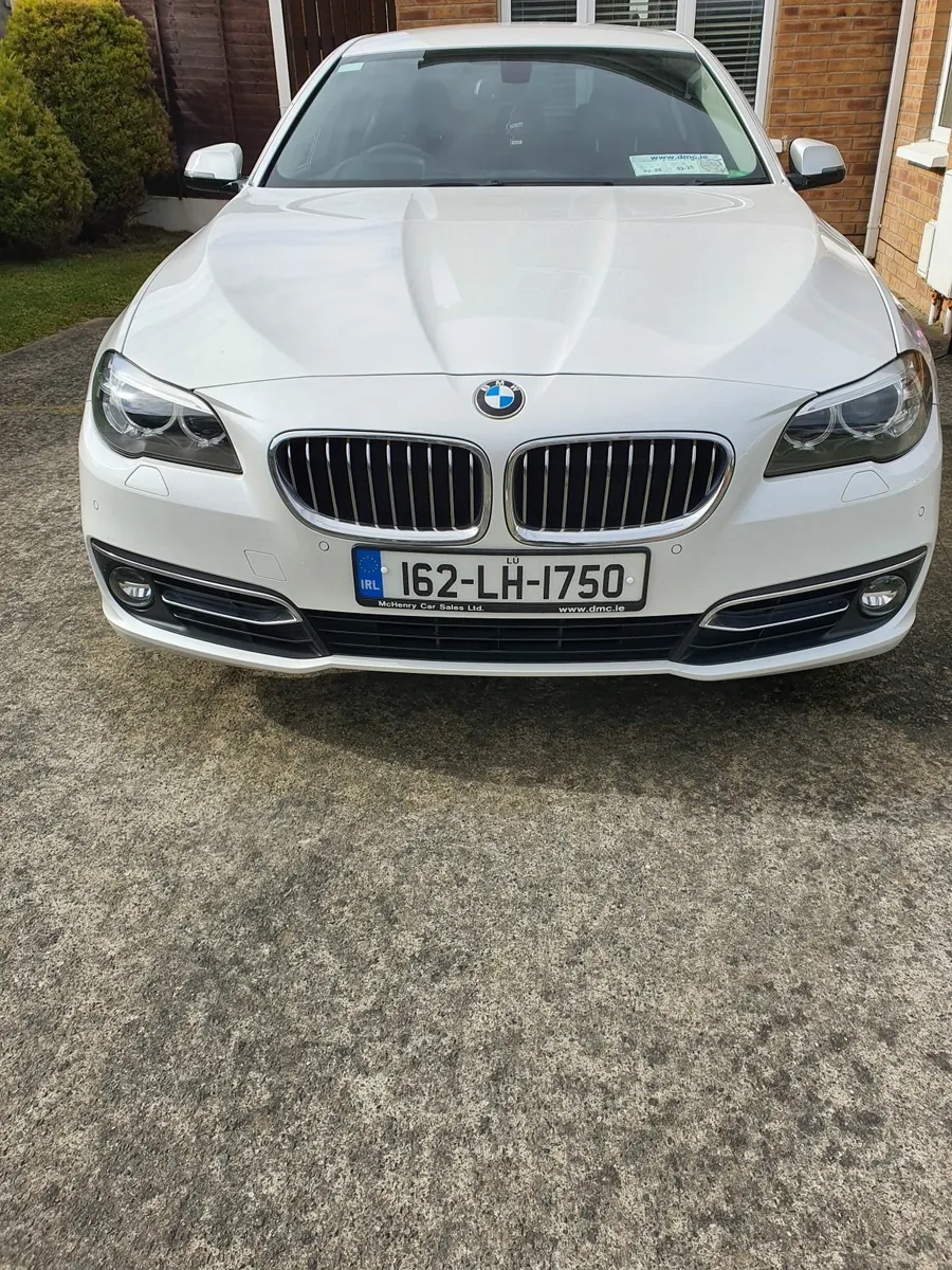 BMW 5-Series 2016 - Image 1