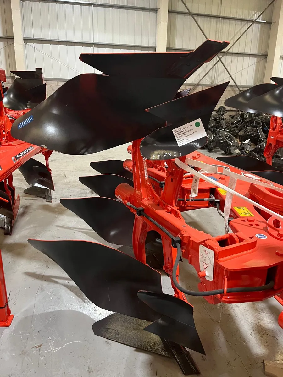 KUHN MULTI MASTER 4F VARI WIDTH PLOUGH - SPECIAL - Image 2