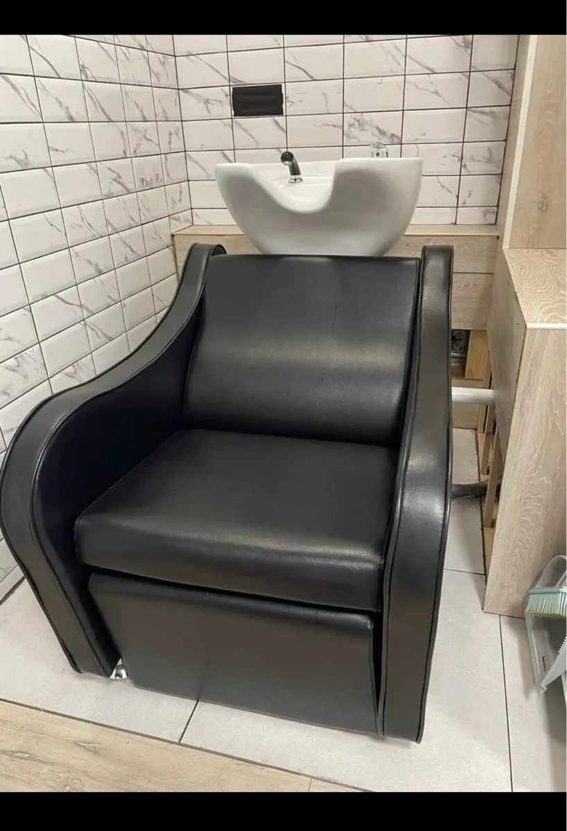 Hair salon-ITALOR NASHIRA WASH POINT - Image 2