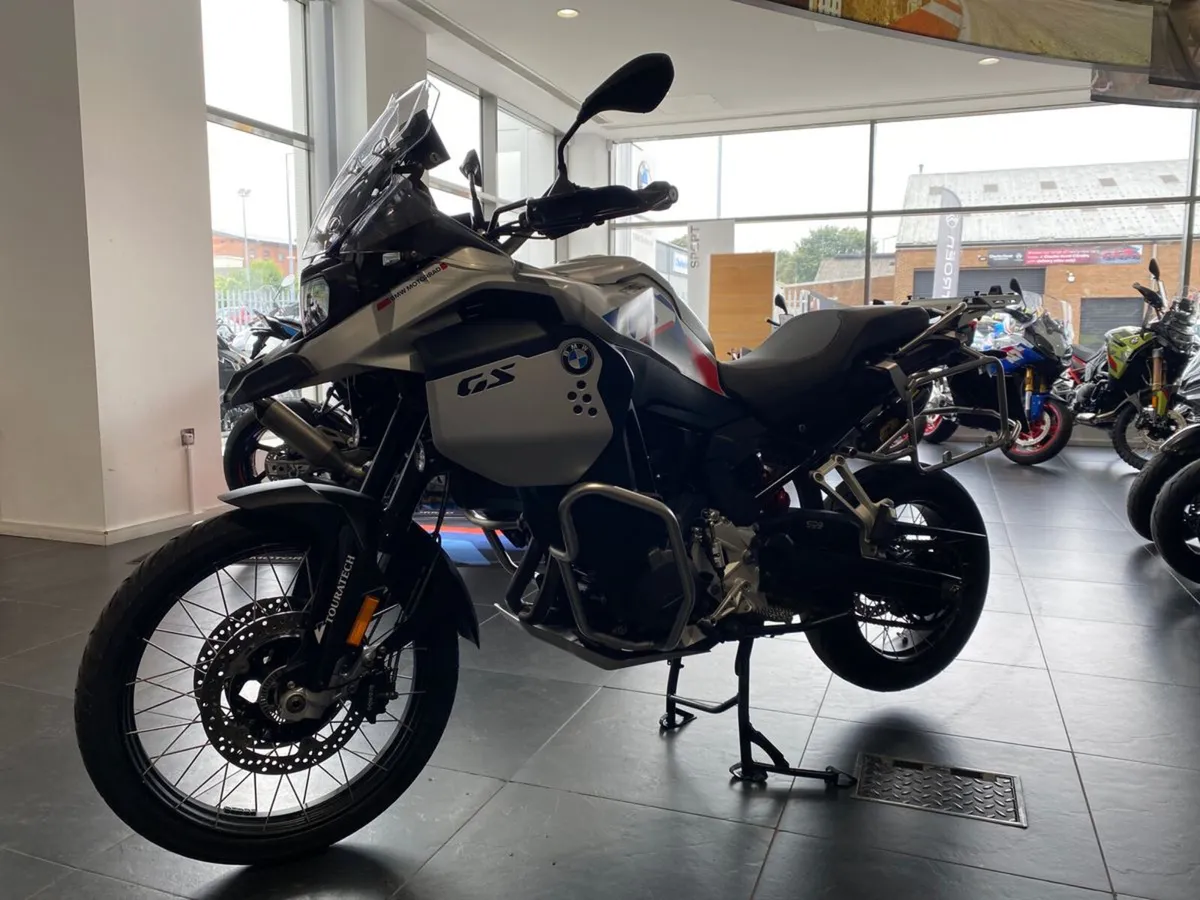 2024 BMW F900GS Adventure with Ride Pro Package! - Image 4