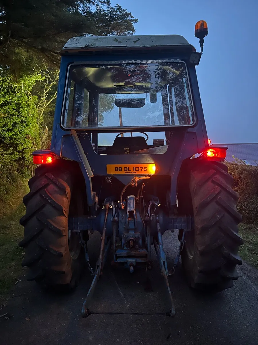 Ford 4600 - Image 2