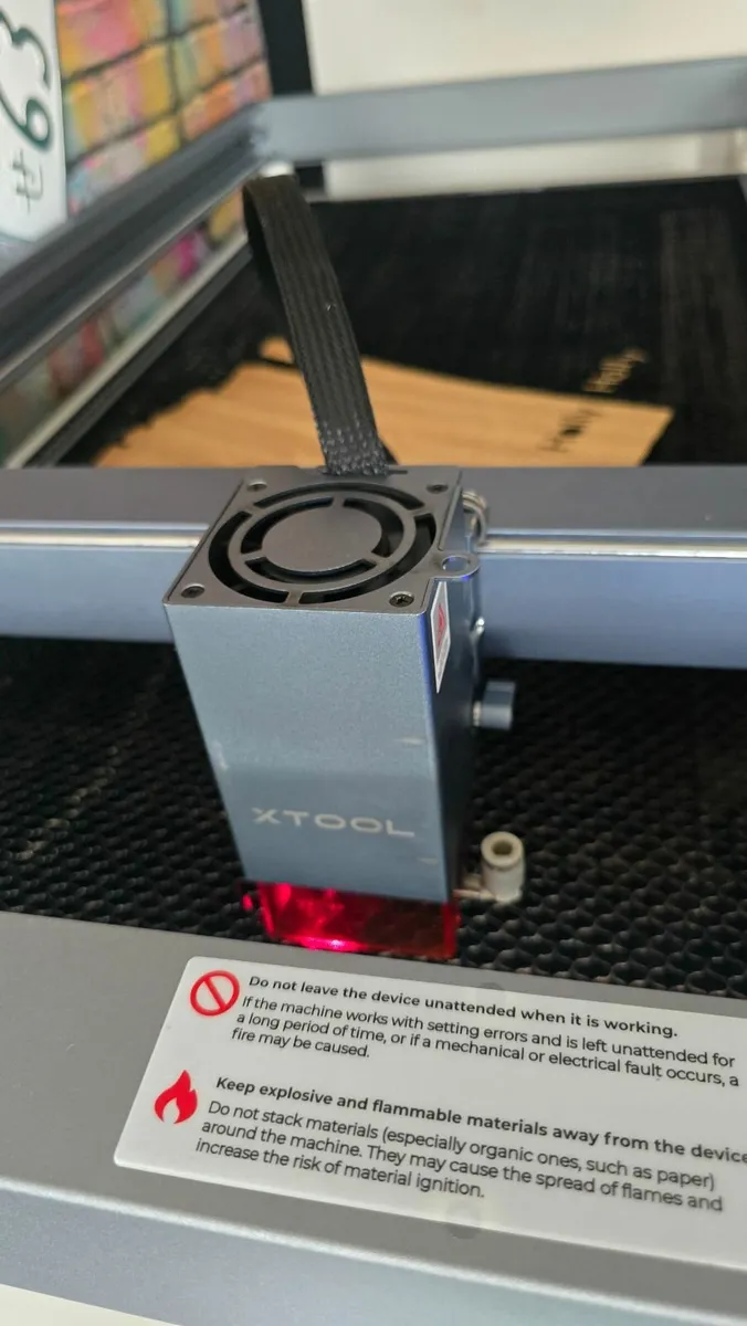 Laser engraver / cutter - Image 1