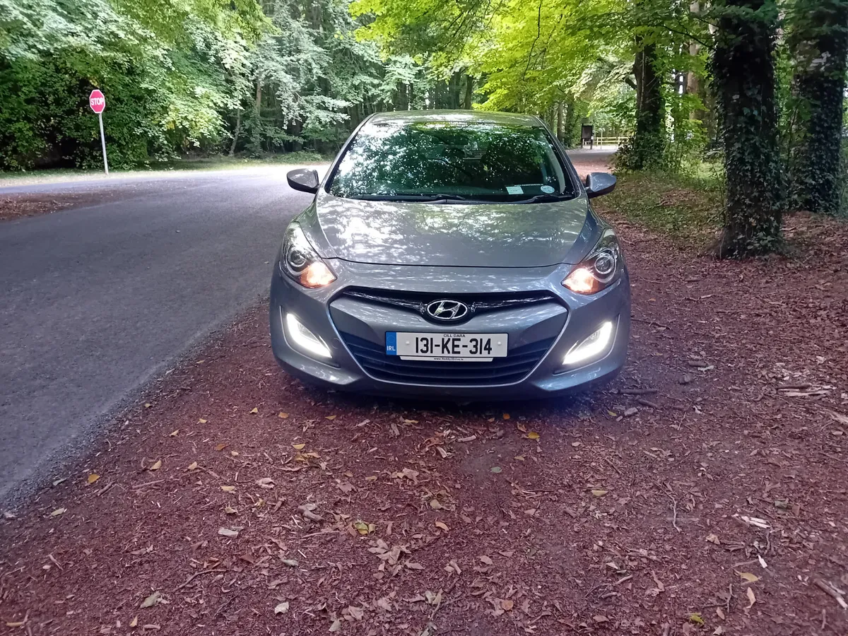131 HYUNDAI i30, 1.4 CRDI 5 DOOR 6 SPEED - Image 2