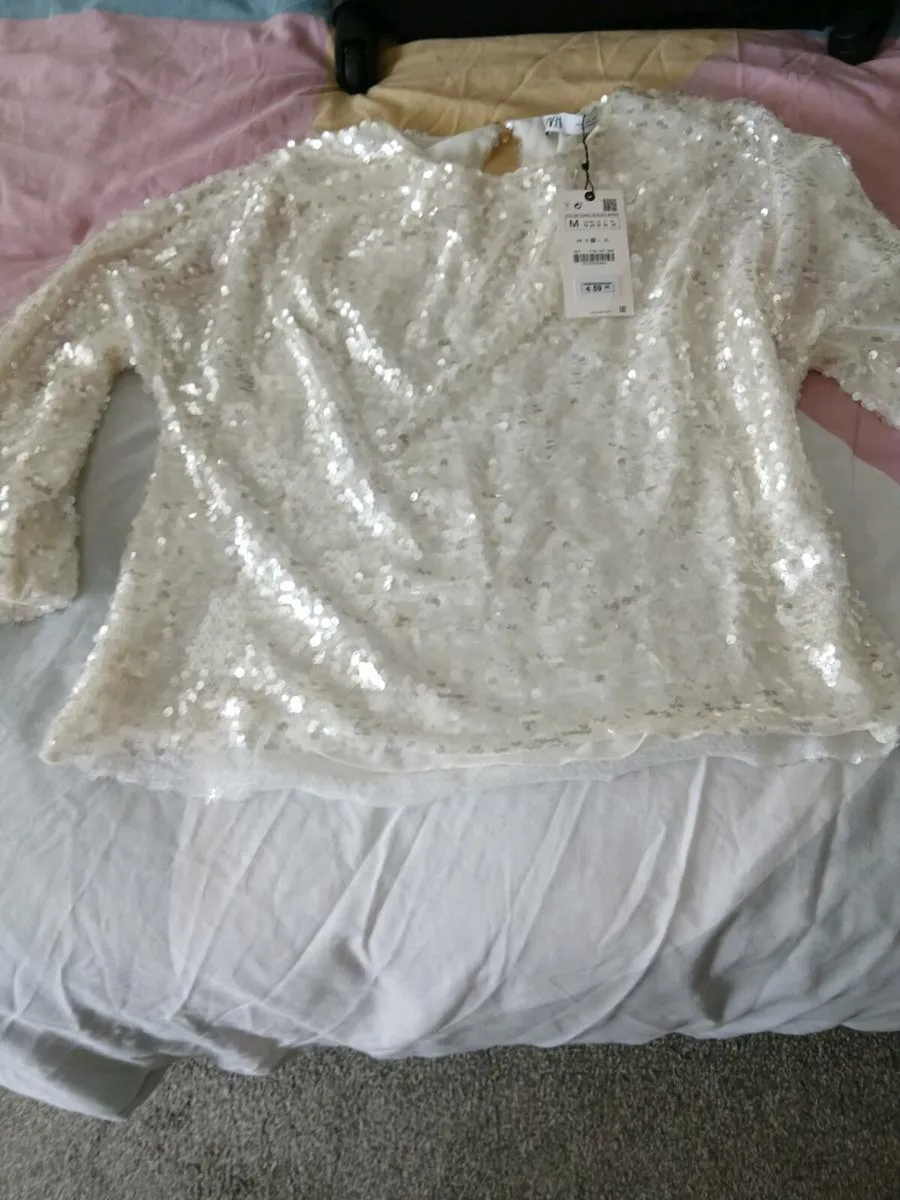 Zara top and skirt - Image 3