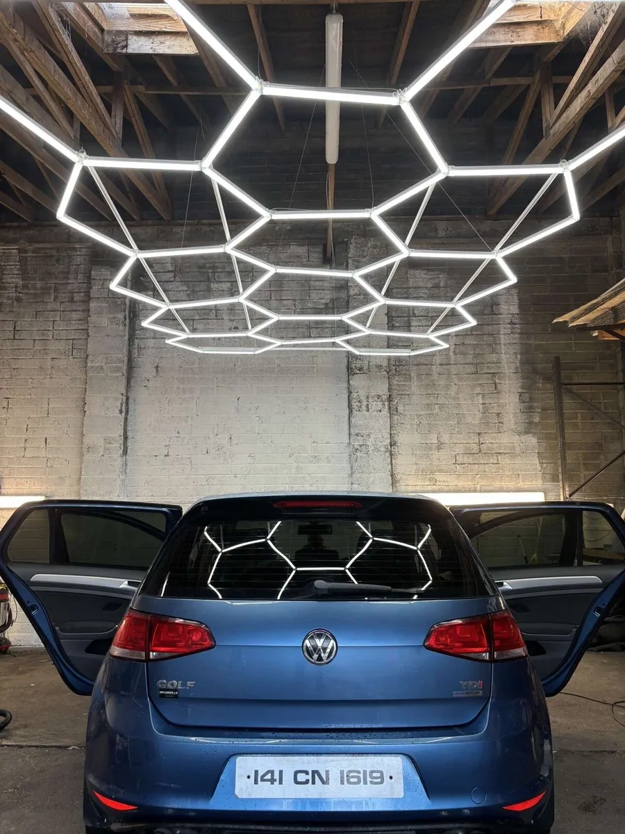 Volkswagen Golf - Image 2