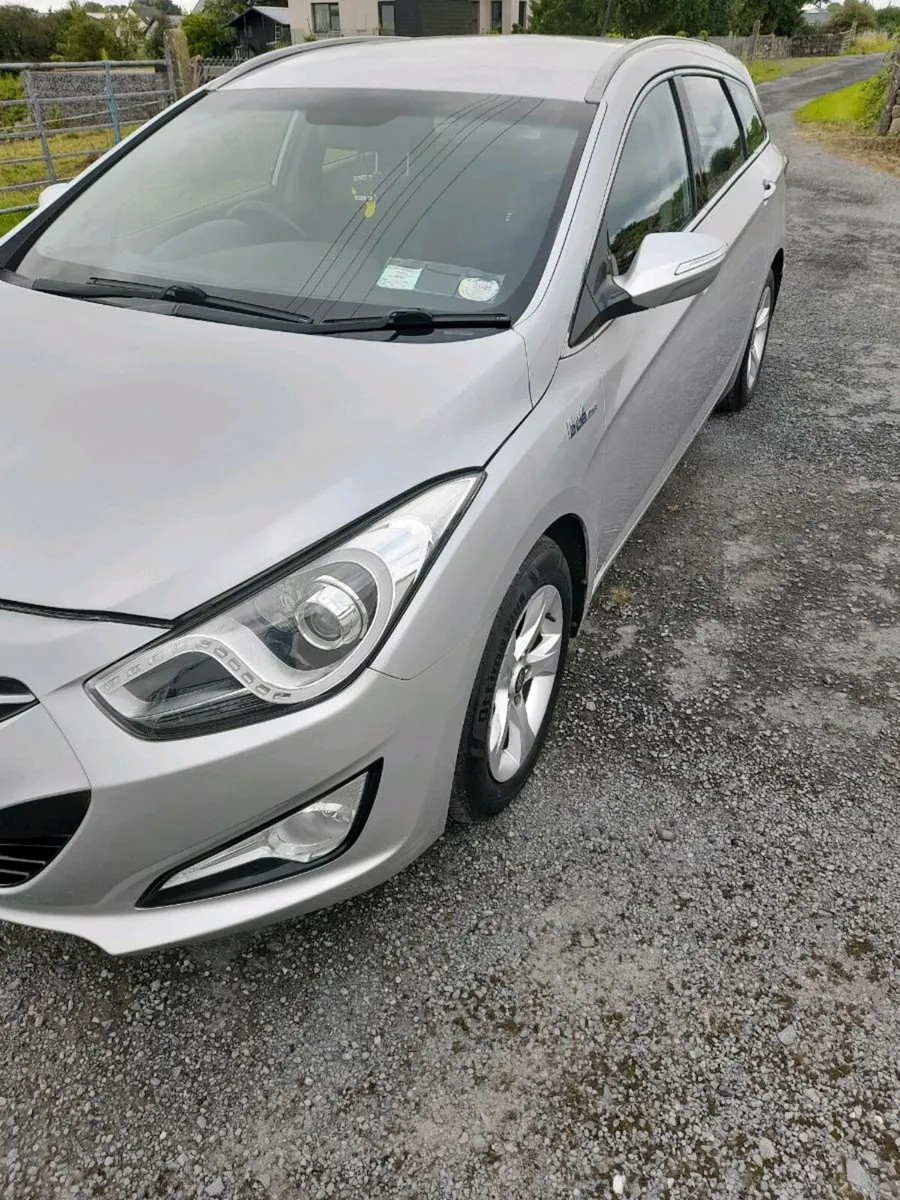Hyundai i40 estate 1.7 diesel - Image 3