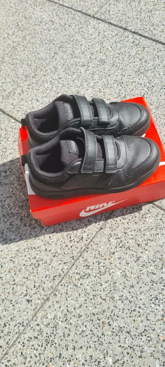 Junior shoes - Image 1