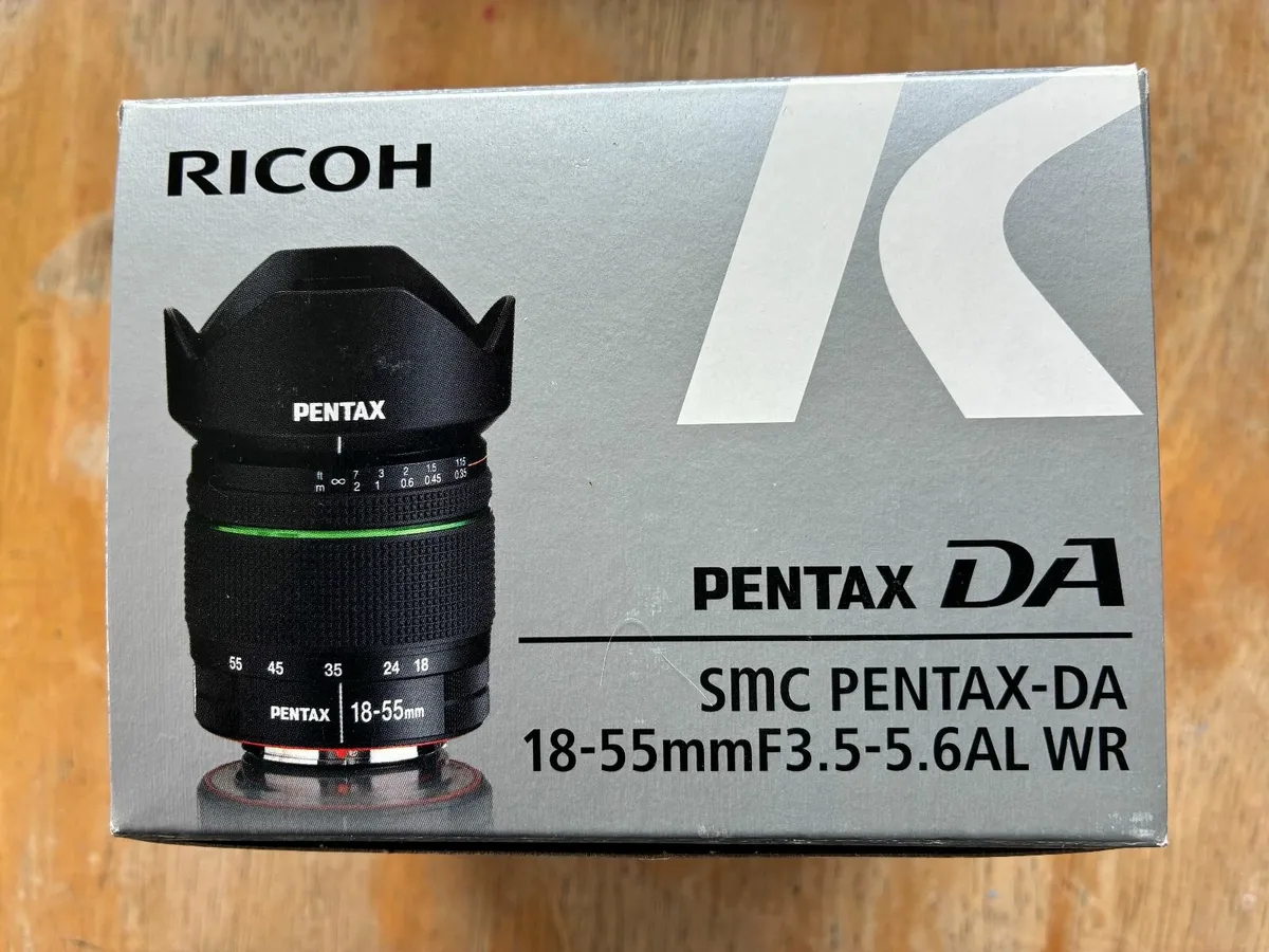 Pentax K-70 plus accessories - Image 3