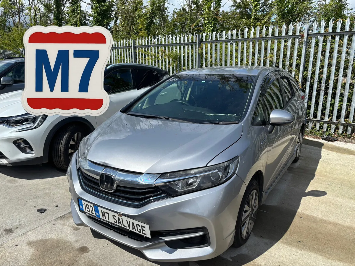 19 Shuttle Hybrid 80km NCT 11/26 Drives - Image 1