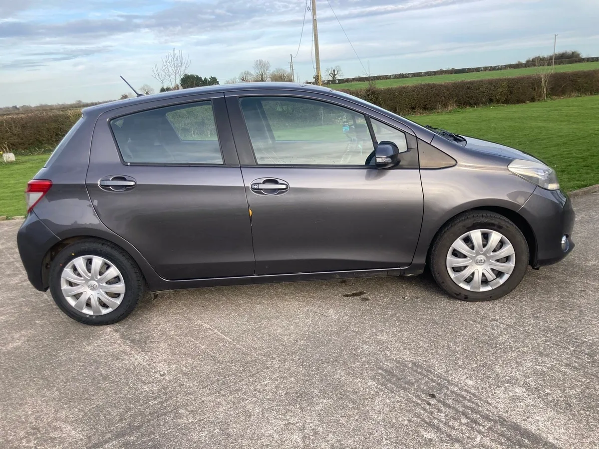 131 Toyota Yaris - Image 2