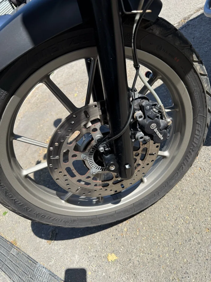 BMW G650GS 2013 - Image 4