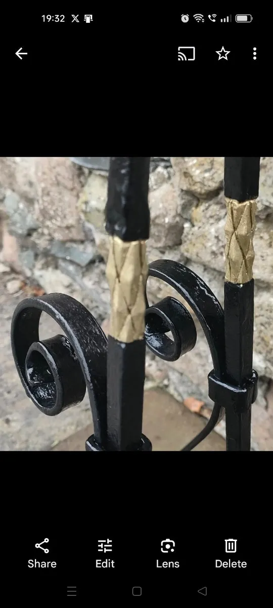 Hand forged hanging baskets - Image 2