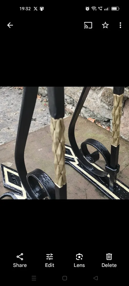 Hand forged hanging baskets - Image 3