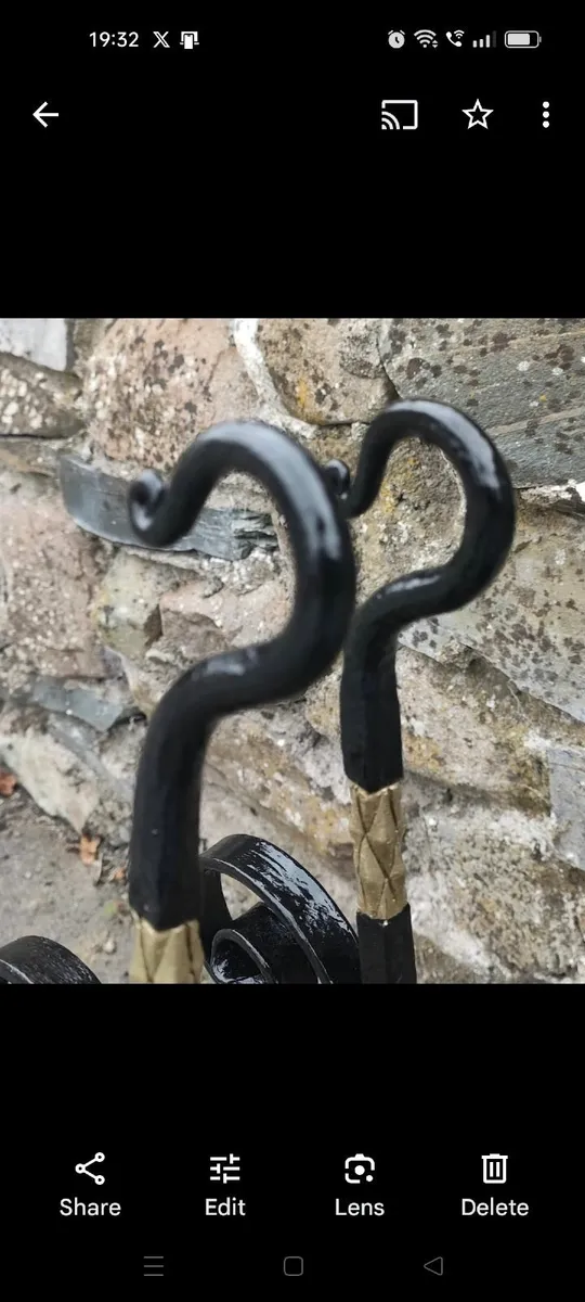 Hand forged hanging baskets - Image 4