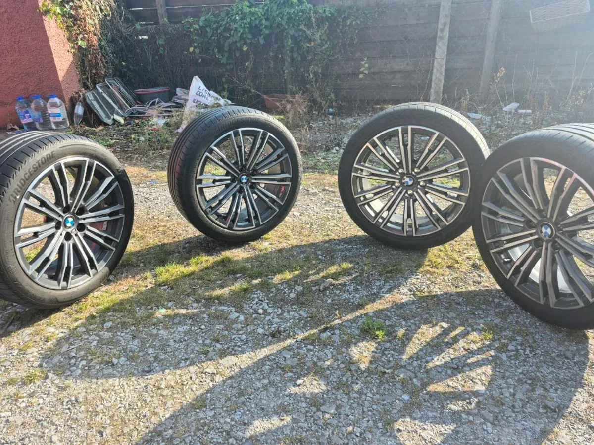 19” Genuine BMW Alloy Wheels - Image 1