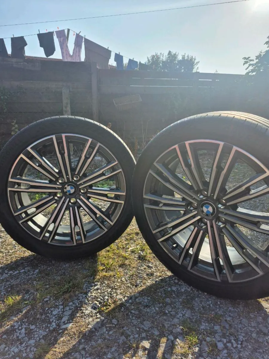 19” Genuine BMW Alloy Wheels - Image 2