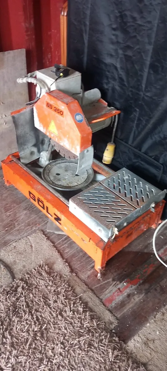 GOLZ BS 350 Professional Wet Tile & Stone Saw