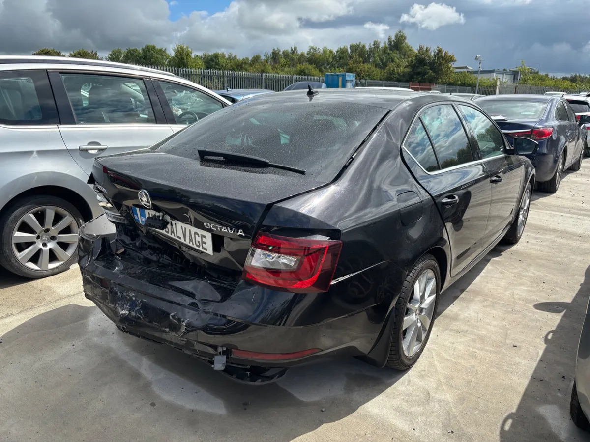 21 Octavia 1.0 Tsi NCT 60km 1/27 Drives - Image 3