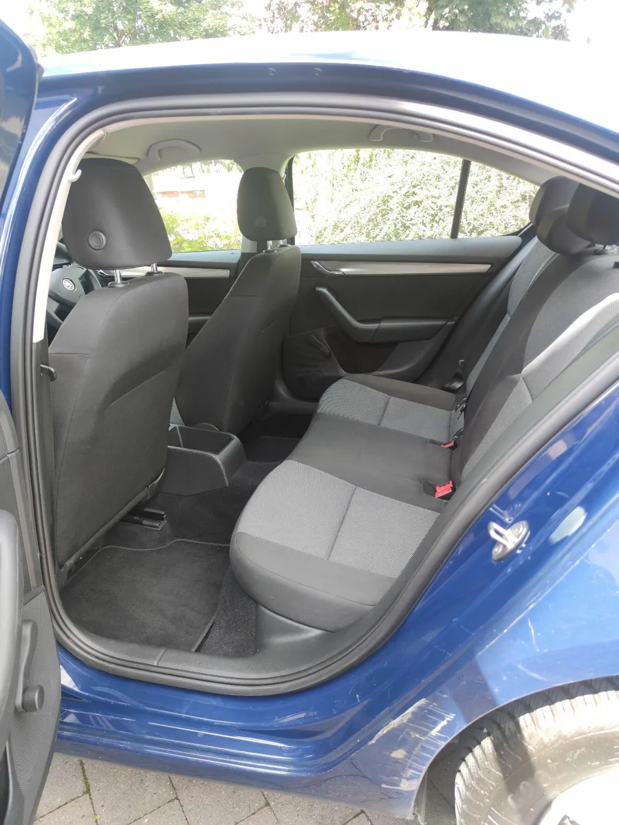 Skoda Octavia 2016 - Image 2