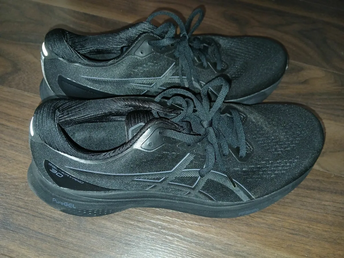 Asics Gel-Kayano 30 UK10 Men - Image 3