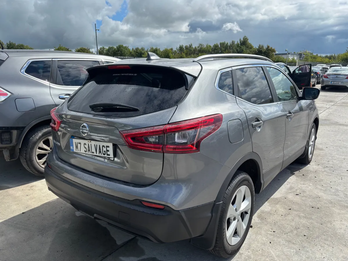 18 Qashqai SV 1.5 Diesel 180km Starting - Image 3