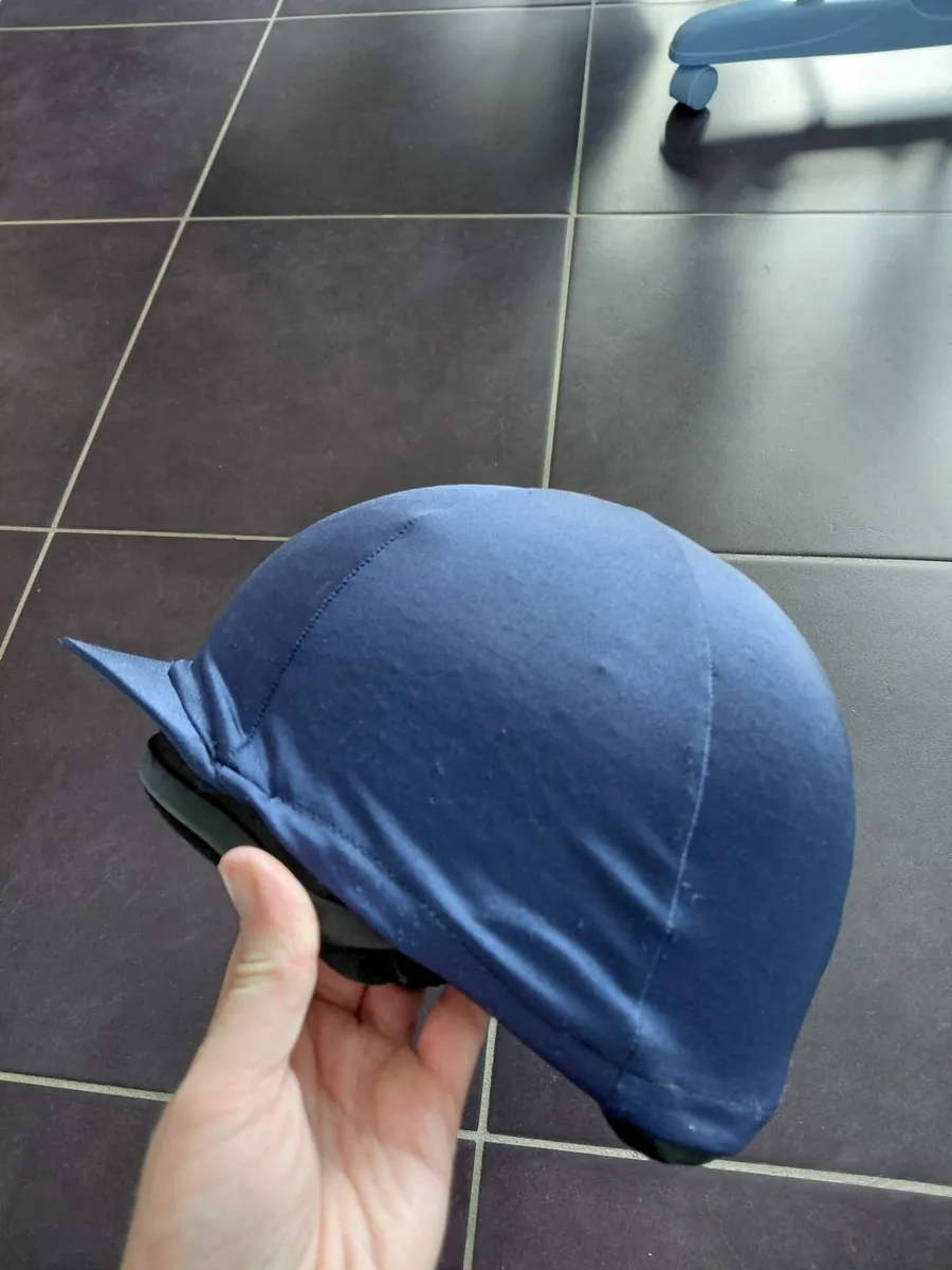 Horse riding back protector & helmets. - Image 2