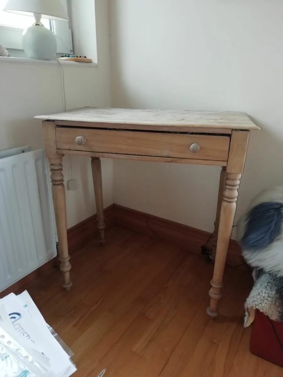 Pine Occasional Table - Image 3
