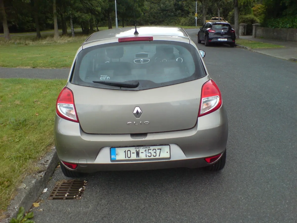 Renault Clio 2010 - Image 4