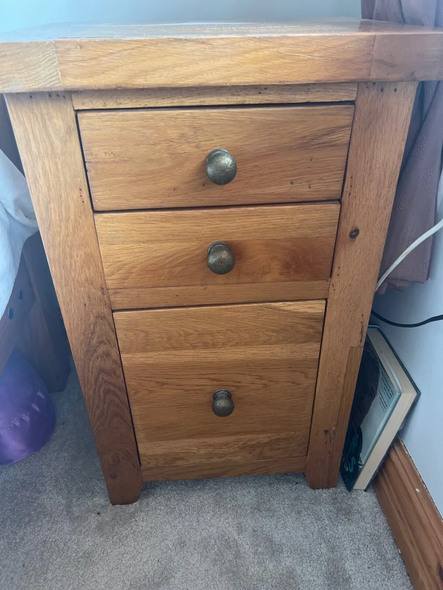 King size solid oak bedroom - Image 2