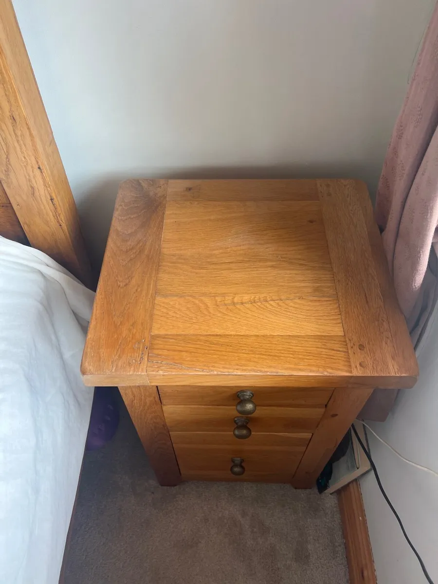 King size solid oak bedroom - Image 3