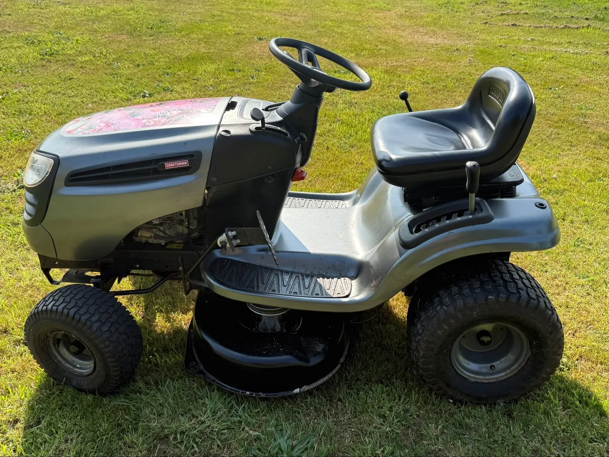 Craftsman Ride on mower - Image 1