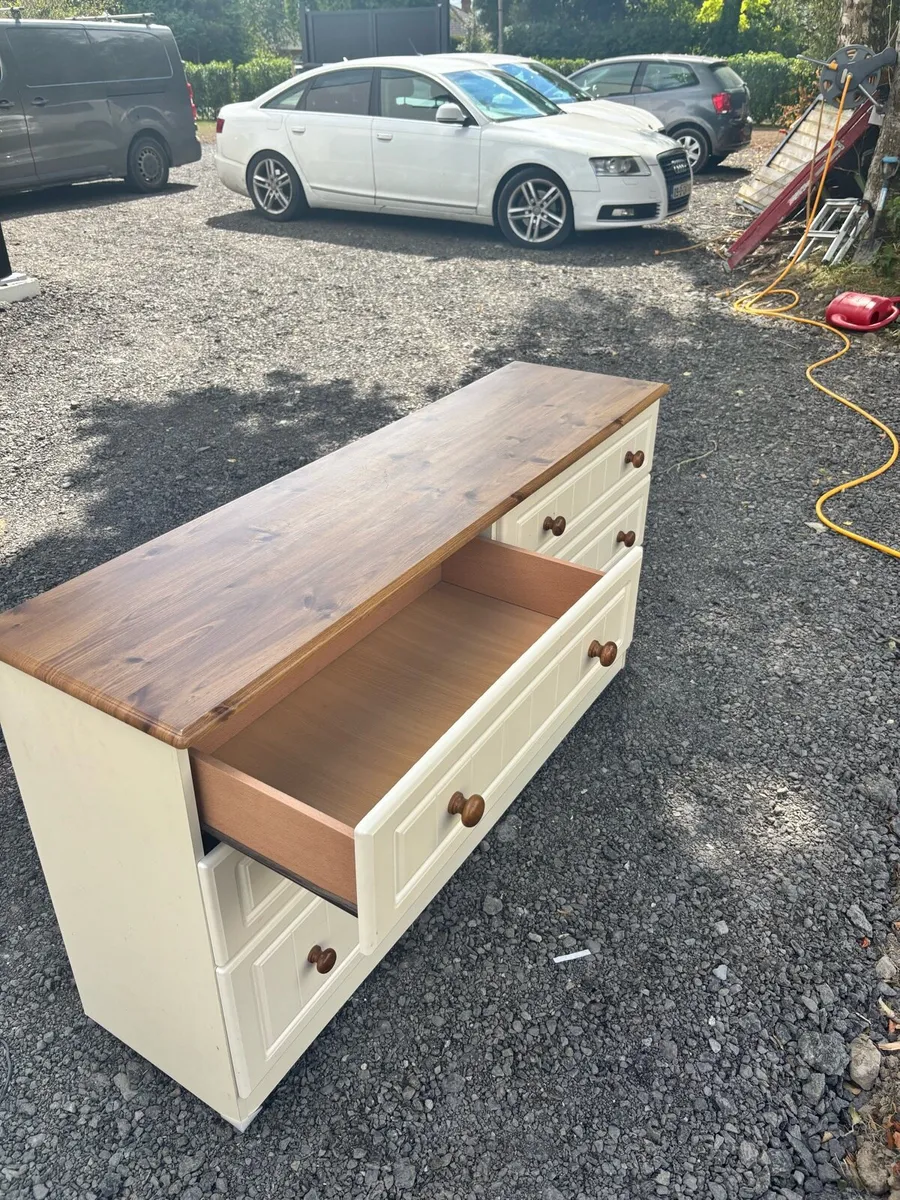 Chest of drawers - Image 2