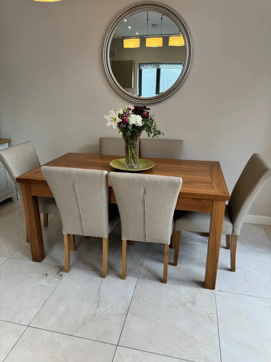 Extendable Dining Table and 4 Chairs - Image 4