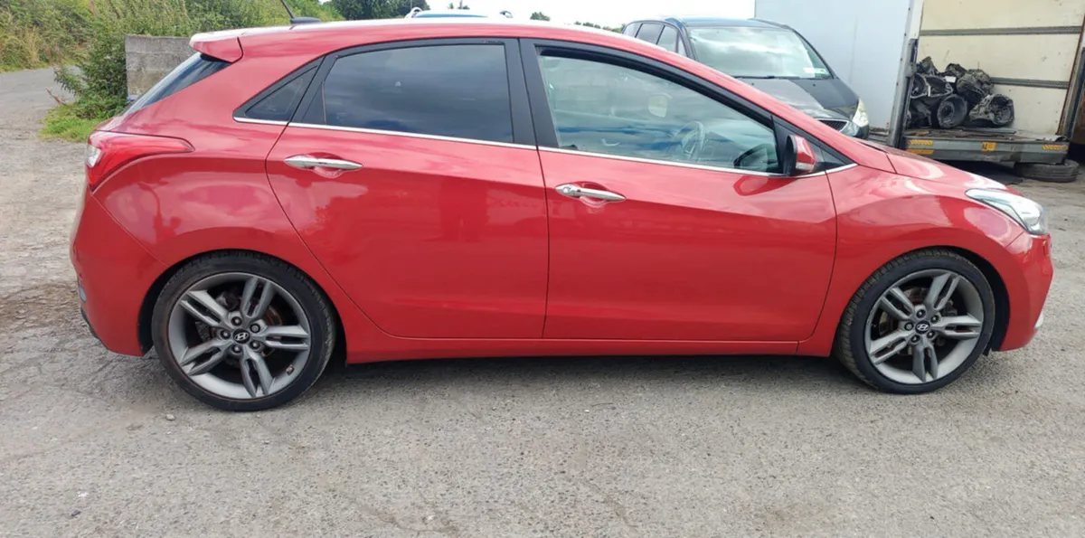 2015 HYUNDAI I30 1.6 TURBO-GDI FOR BREAKING! - Image 4