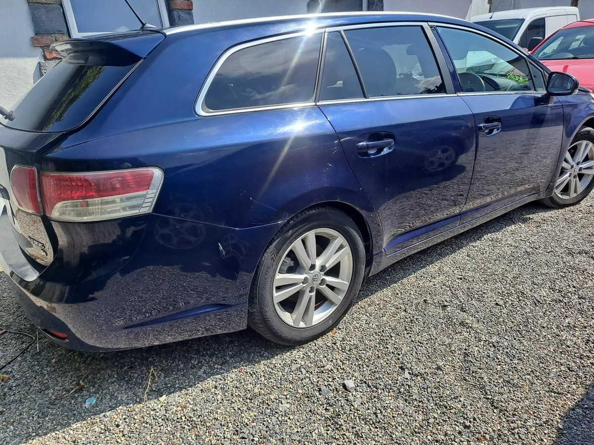 Toyota avensis - Image 2