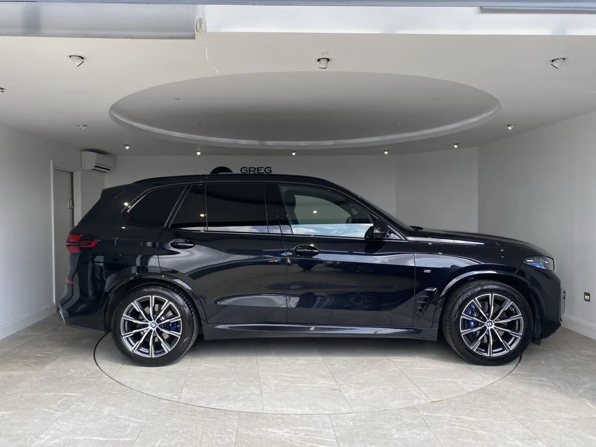 BMW X5 2024 - Image 2